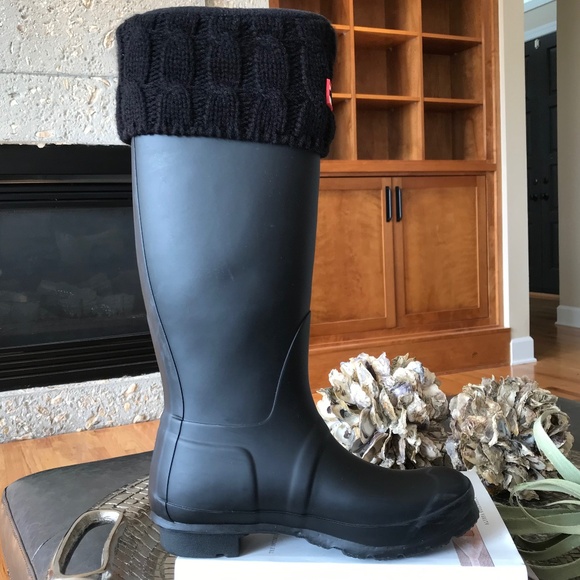 HUNTER ORIGINAL TALL MATTE BLACK RAIN BOOTS WITH LINER - Picture 8 of 15